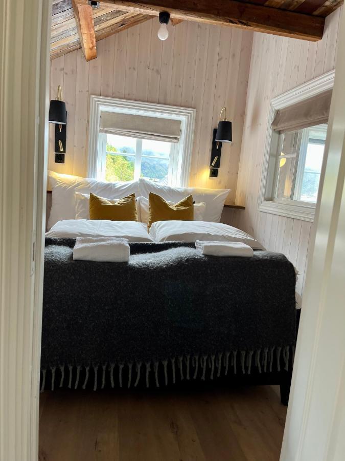 Lofoten Suite Apartments - Rostad Retro Rorbuer Reine Zewnętrze zdjęcie