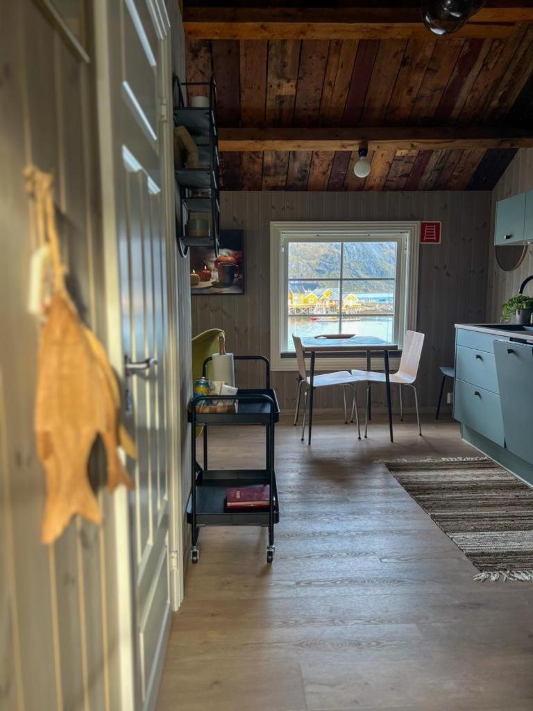 Lofoten Suite Apartments - Rostad Retro Rorbuer Reine Zewnętrze zdjęcie
