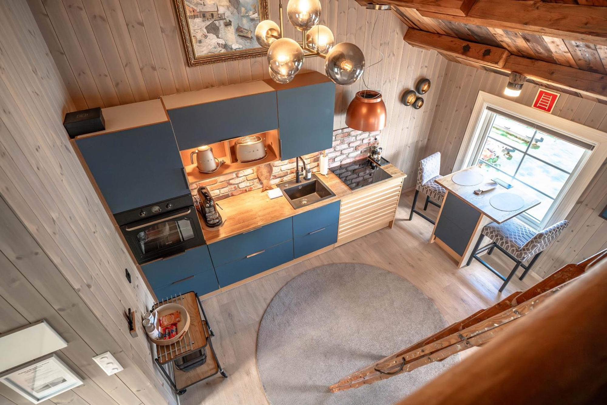 Lofoten Suite Apartments - Rostad Retro Rorbuer Reine Zewnętrze zdjęcie